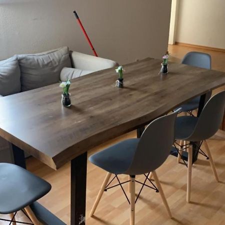 Zimmer In Wohnung Monteure Apartment Kuche Modern Enger エクステリア 写真